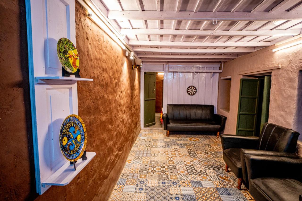 The Olive Hut Villa Bir  Luaran gambar